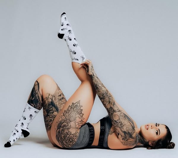 BADGED SOCKS SHORT 7" WHITE