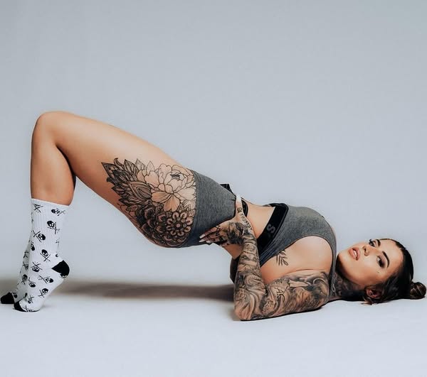 BADGED SOCKS SHORT 7" WHITE