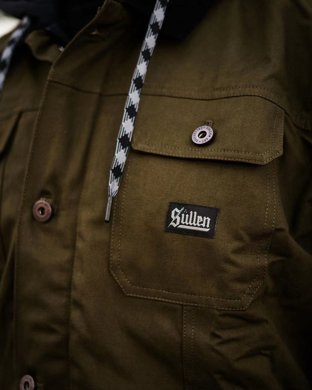 SURVIVALIST JACKET ARMY GREEN