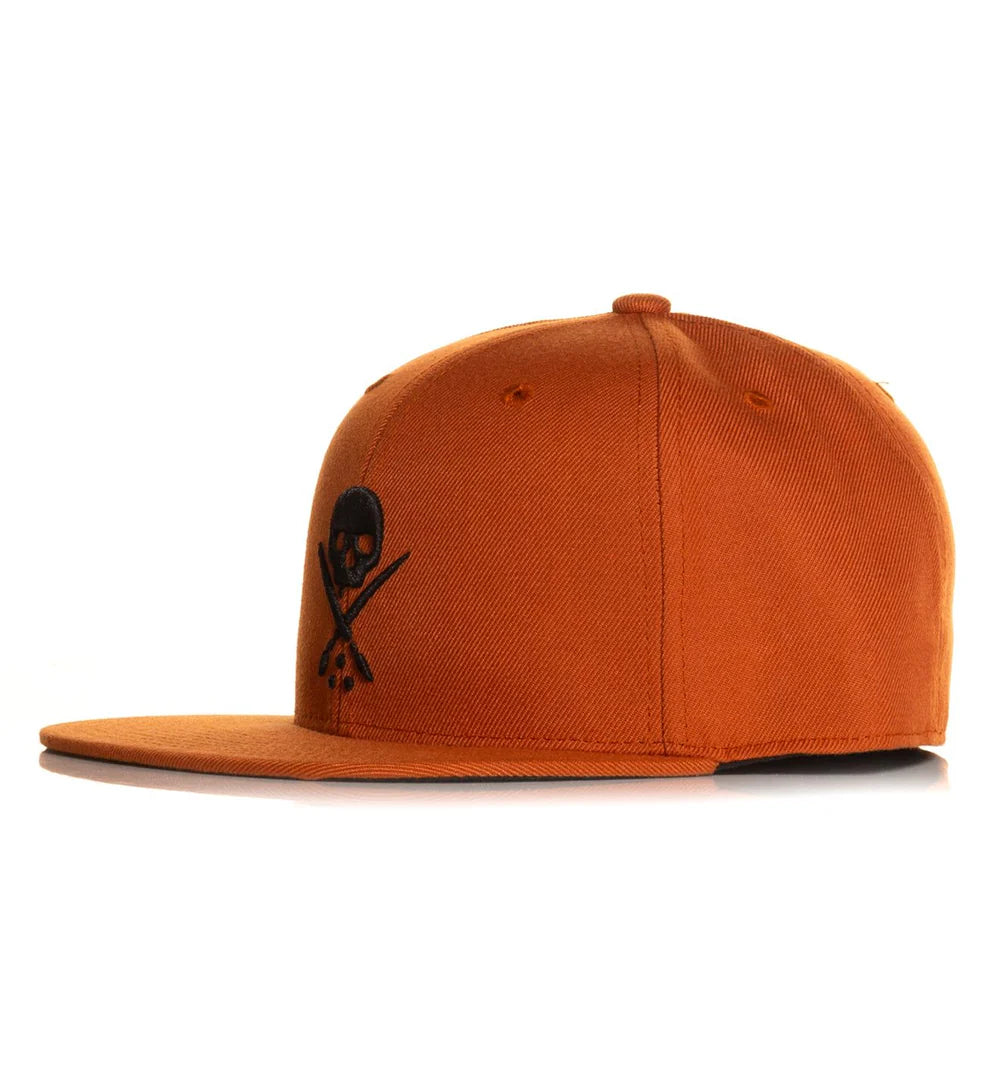 BADGE FITTED HAT BURNT ORANGE