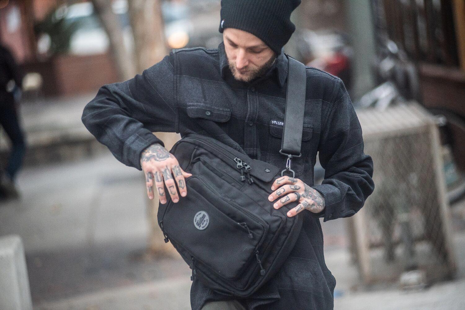 BLAQ PAQ™ COMMUTER SLING BAG