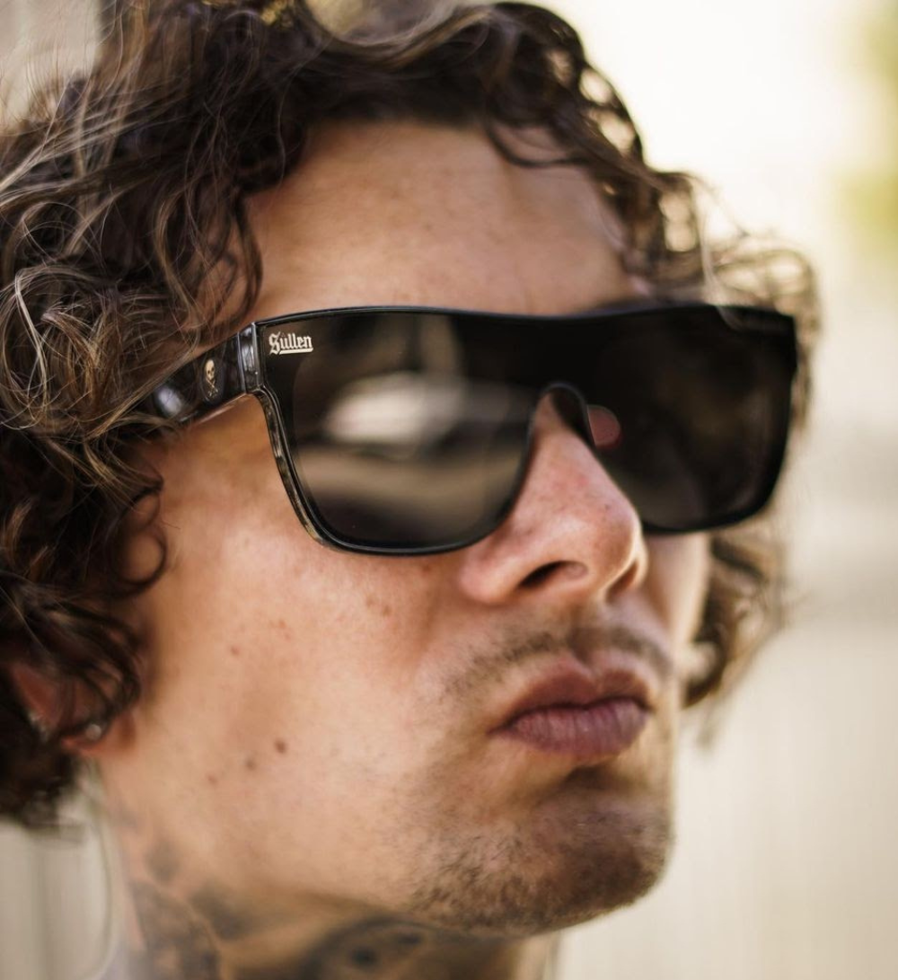 CHOLOHAFLYS GLASSES SHINY BLACK/SMOKE