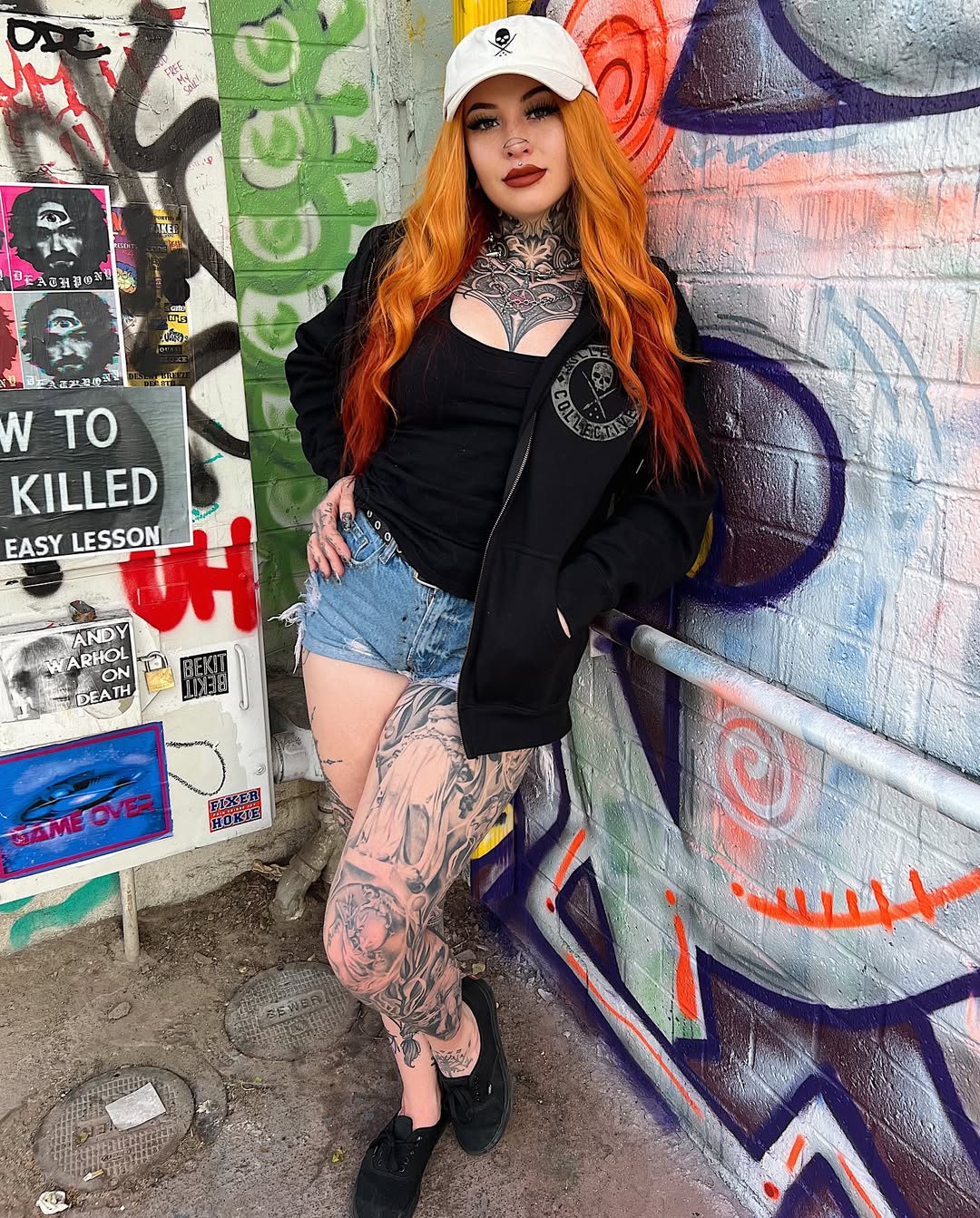 BADGE OF HONOR ZIP HOODIE