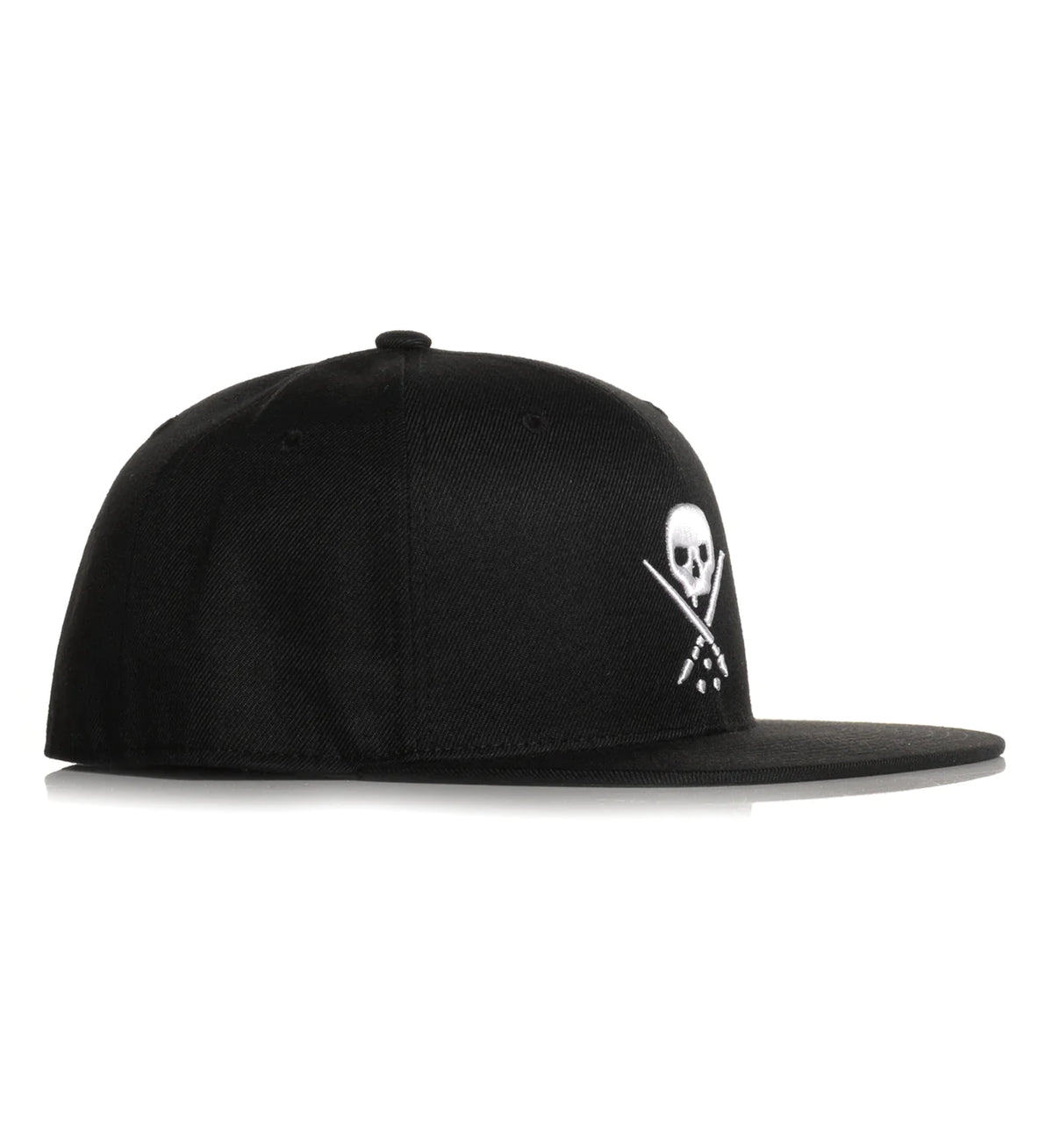 BADGE FITTED HAT BLACK