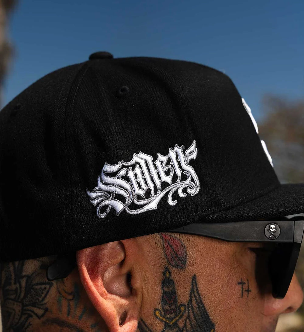 MAJORS SNAPBACK BLACK WHITE