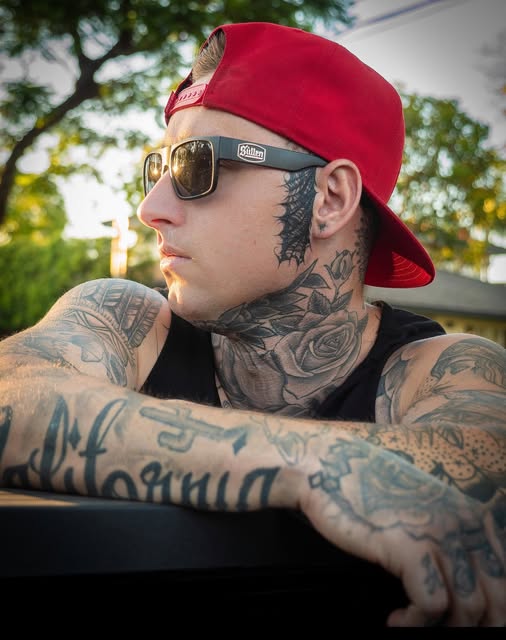 SULLEN FL Y 4 MATTE BLACK