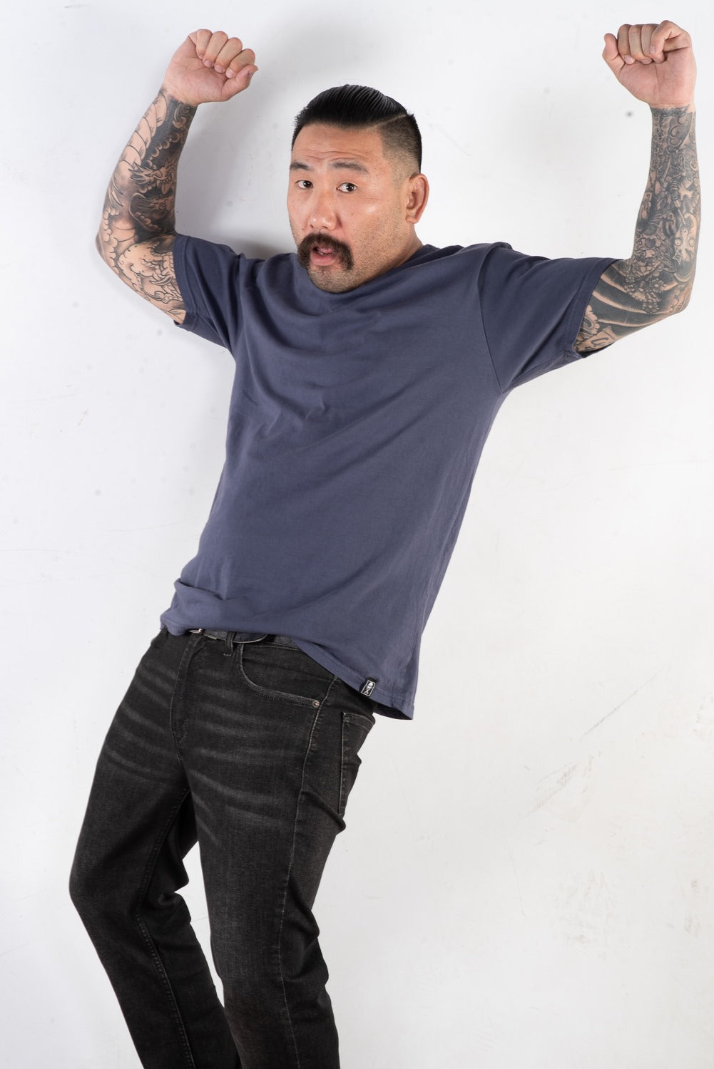 THE SOLIDS PREMIUM TEE PEWTER