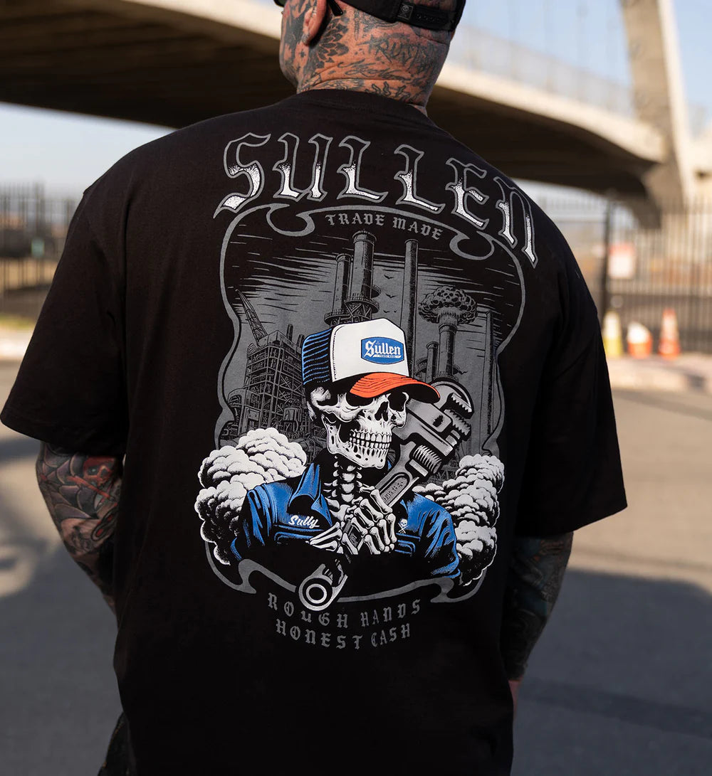 DEATH GRIP STANDARD TEE