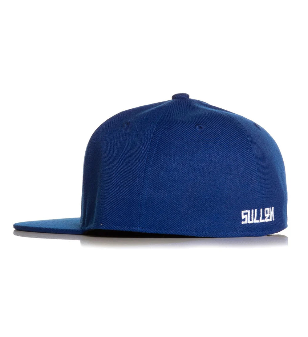 BADGE FITTED HAT ROYAL BLUE