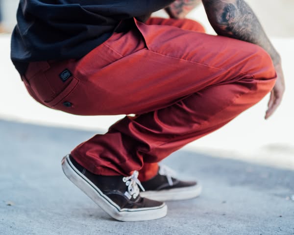 925 RELAXED FIT CHINO STRETCH PANT CHERRY MAHOGANY