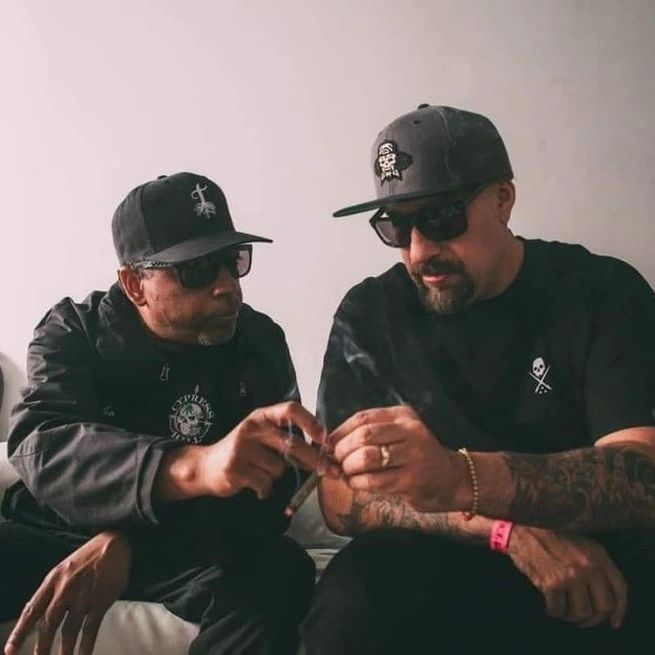 STANDARD ISSUE TEE BLACK/WHITE