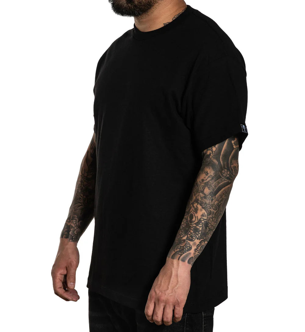 SOLID STANDARD BLACK TEE