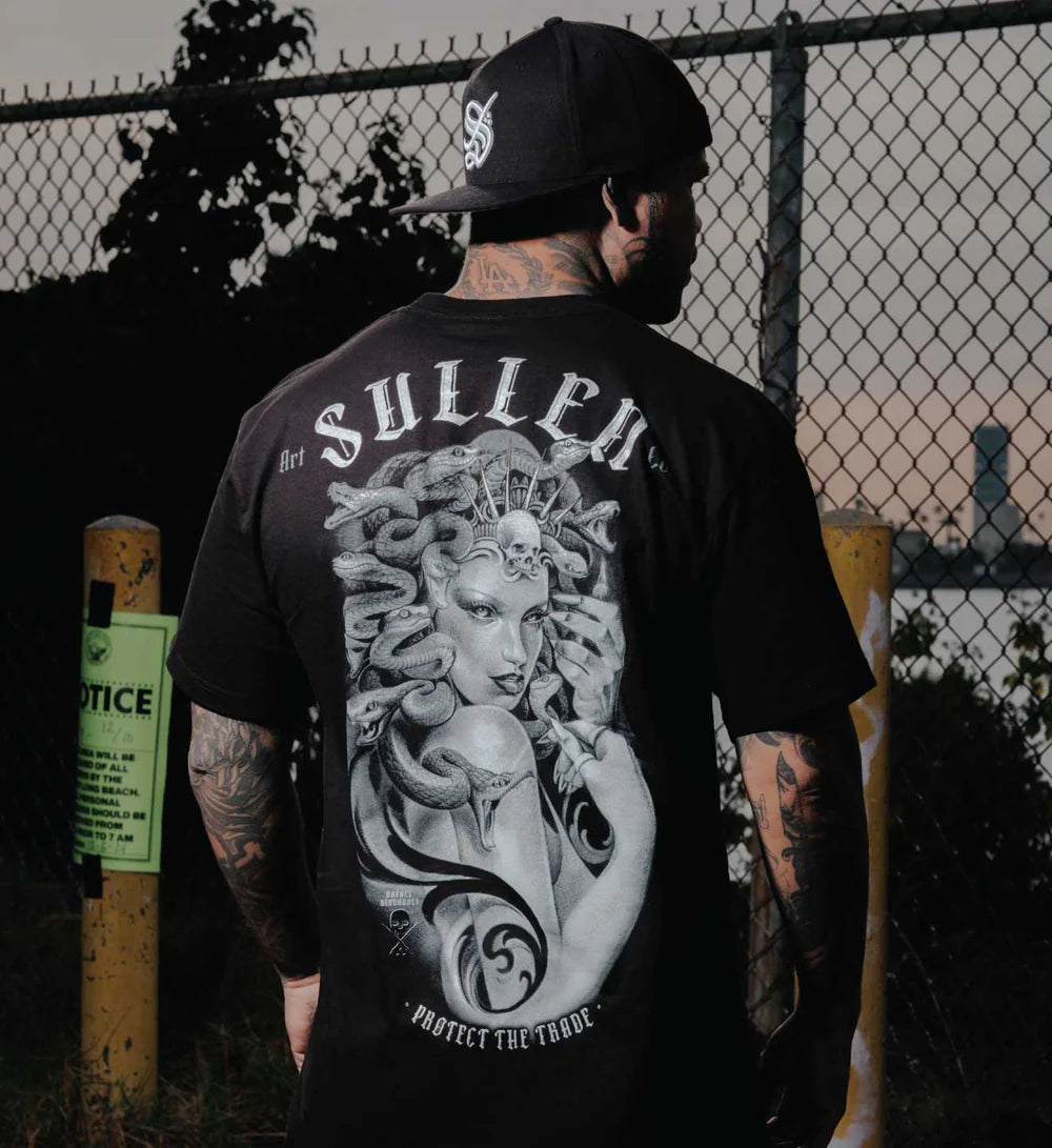 MEDUSA STANDARD TEE