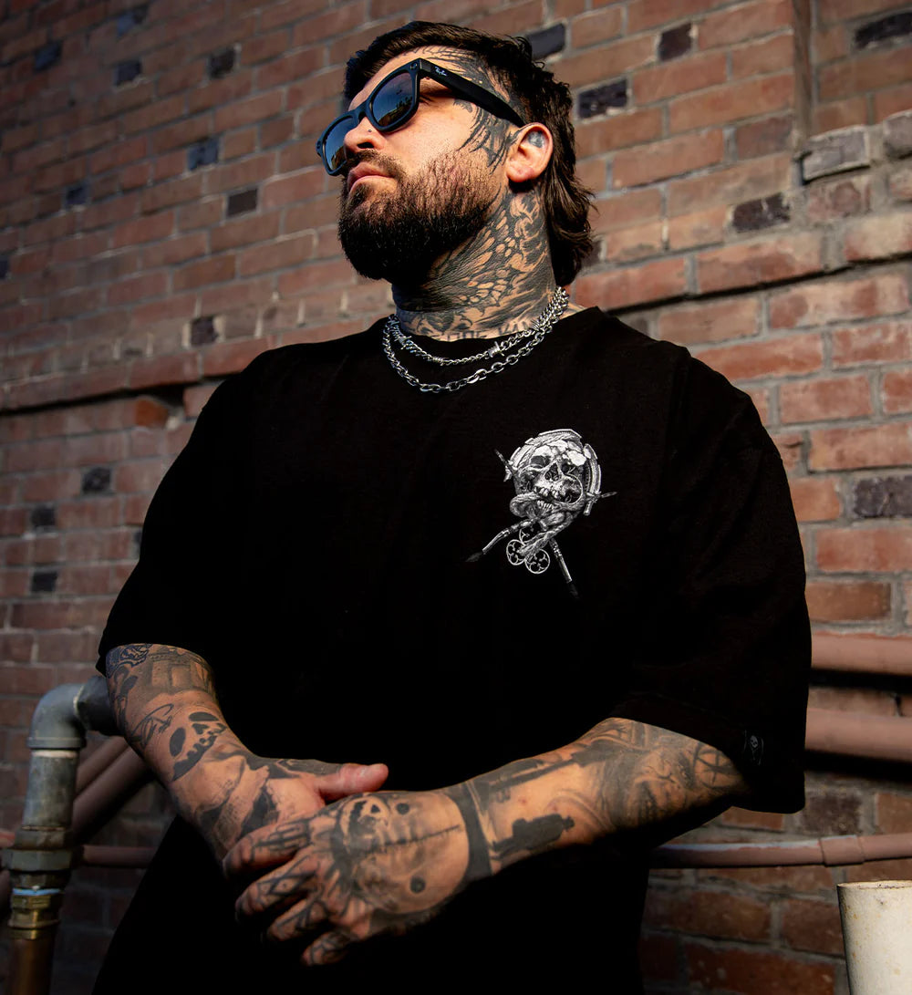 OCULUS BADGE "1 TON" PREMIUM TEE