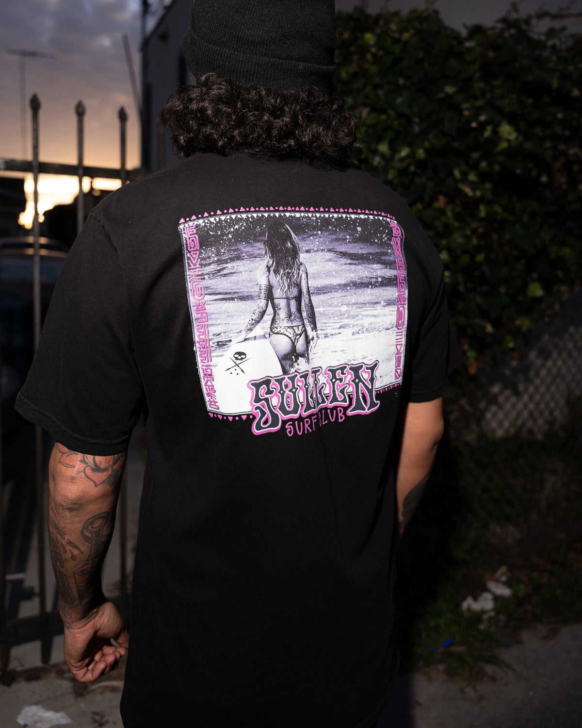 90'S SURF CLUB PREMIUM TEE