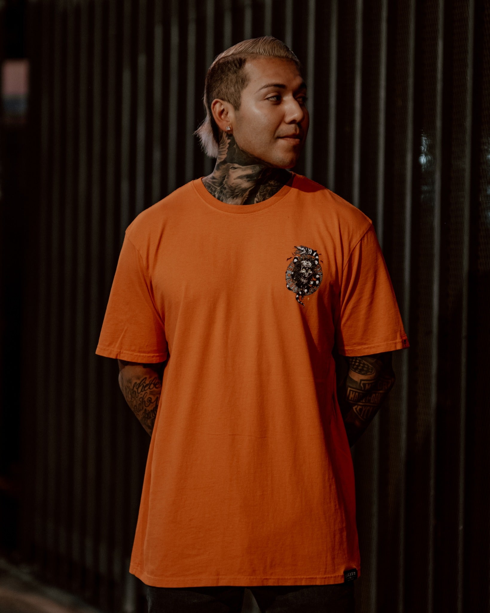BEETLE BADGE HARVEST PUMPKIN PREMIUM TEE
