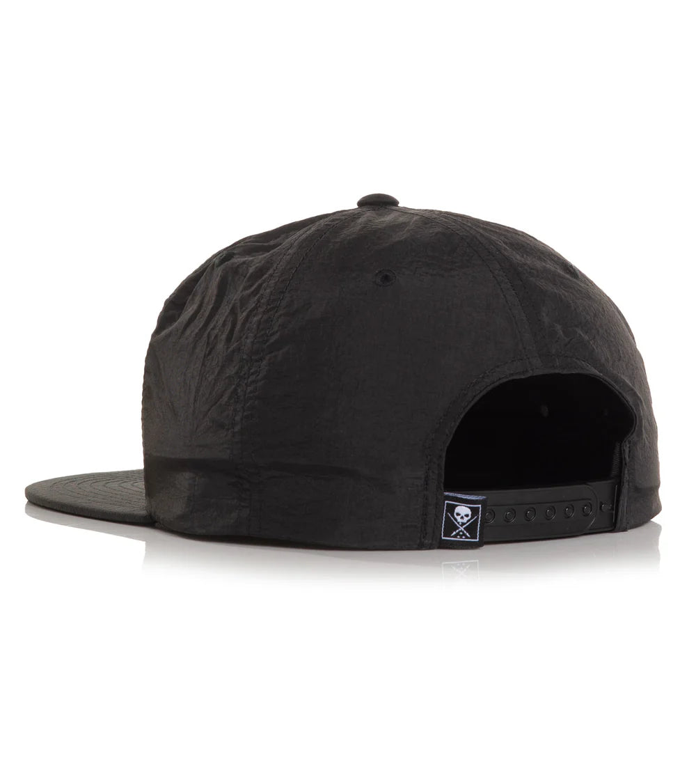 FLUENT SNAPBACK BLACK
