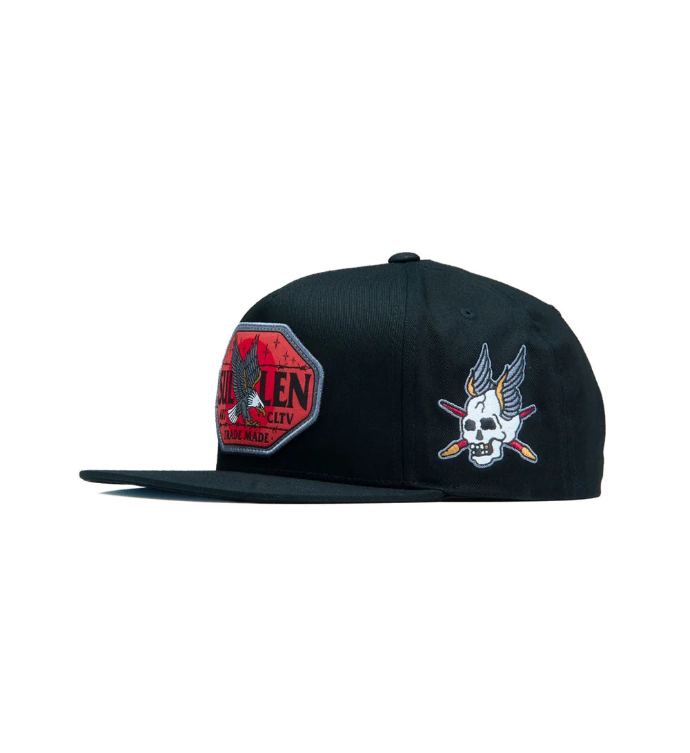 DIVE SNAPBACK BLACK