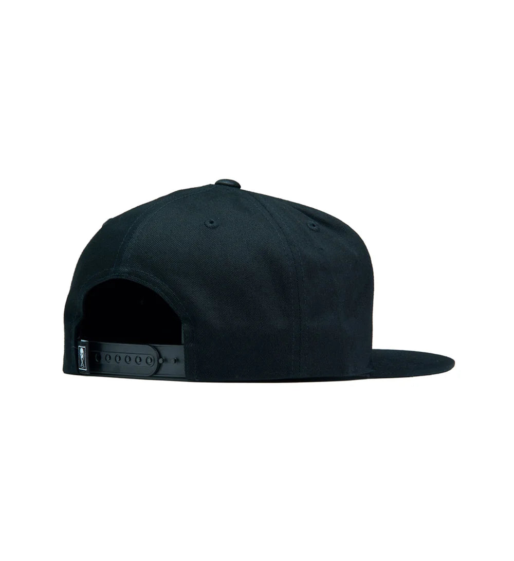 DIVE SNAPBACK BLACK