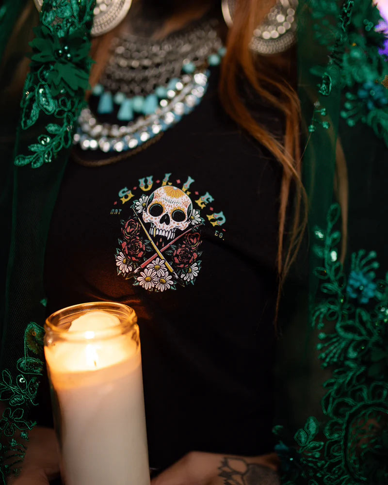 LOS MUERTOS STANDARD TEE