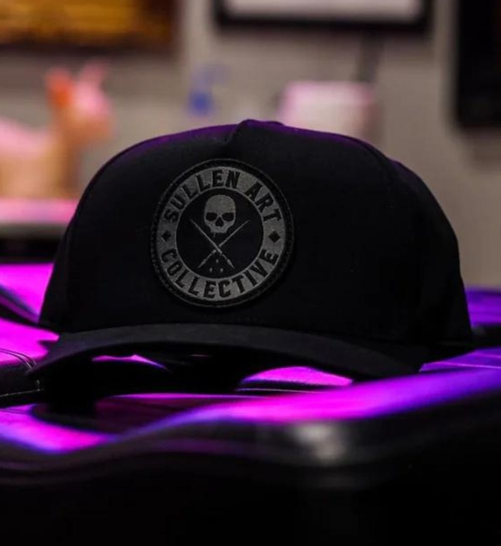 BOH CURVED SNAPBACK - BLACK/GREY
