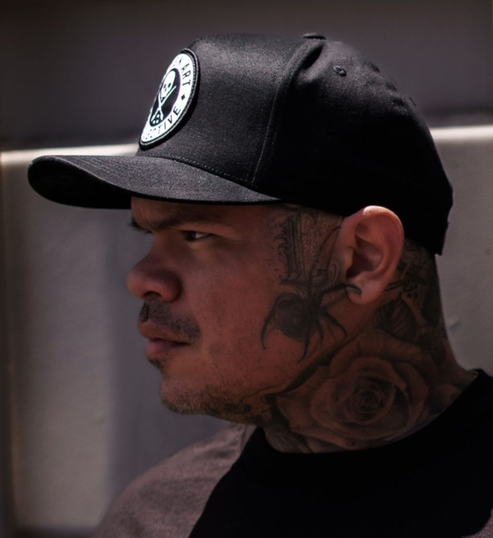 BOH CURVED SNAPBACK - BLACK/WHITE