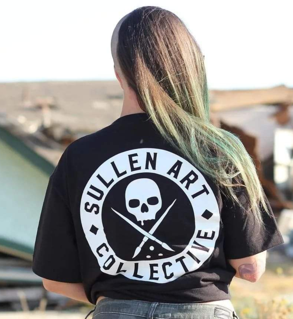 CLASSIC BLACK STANDARD TEE
