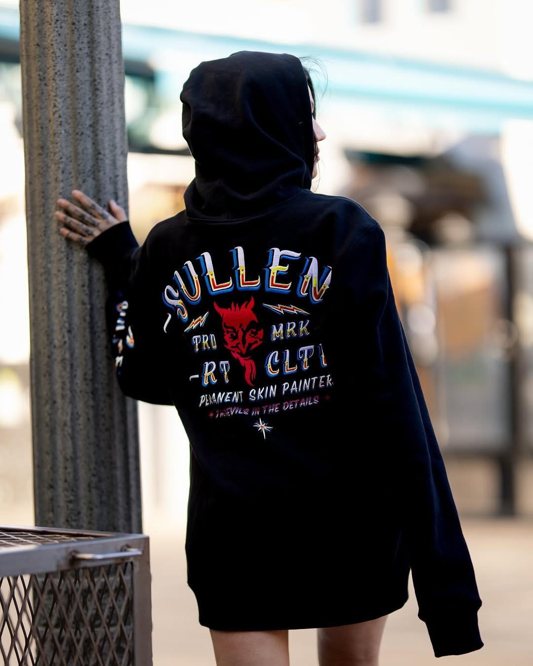 SIGN PAINTER HOOD