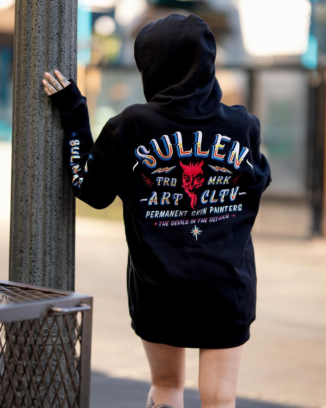 SIGN PAINTER HOOD