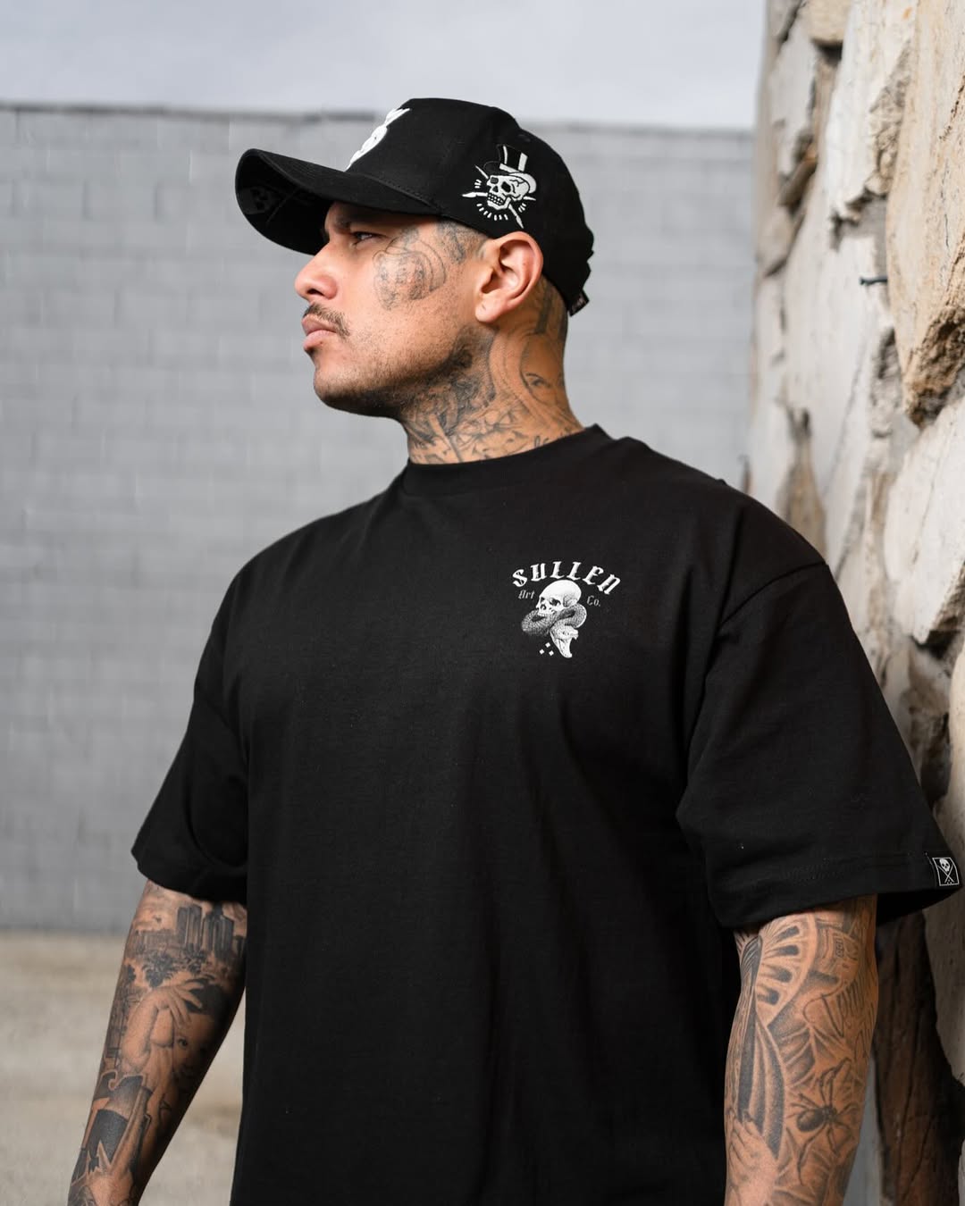 MEDUSA STANDARD TEE