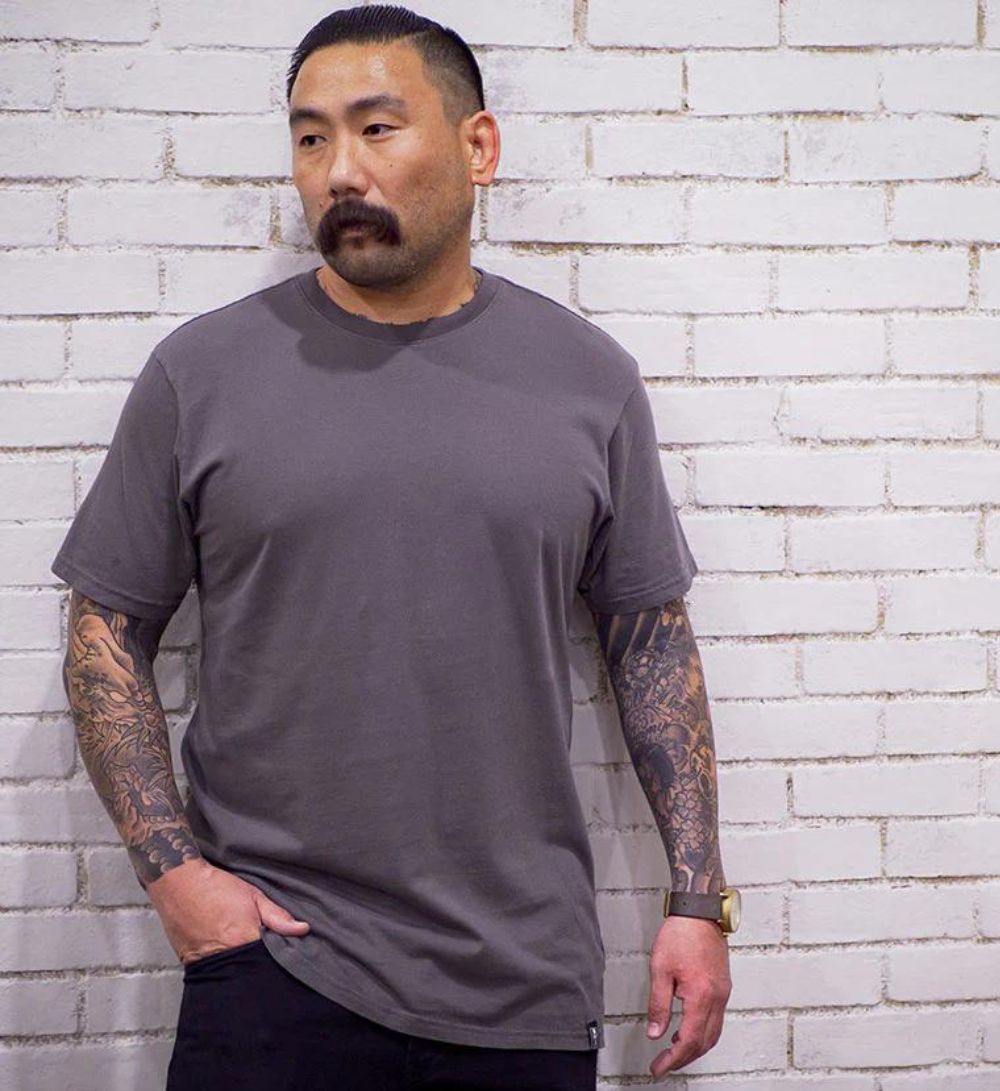 THE SOLIDS PREMIUM TEE PEWTER