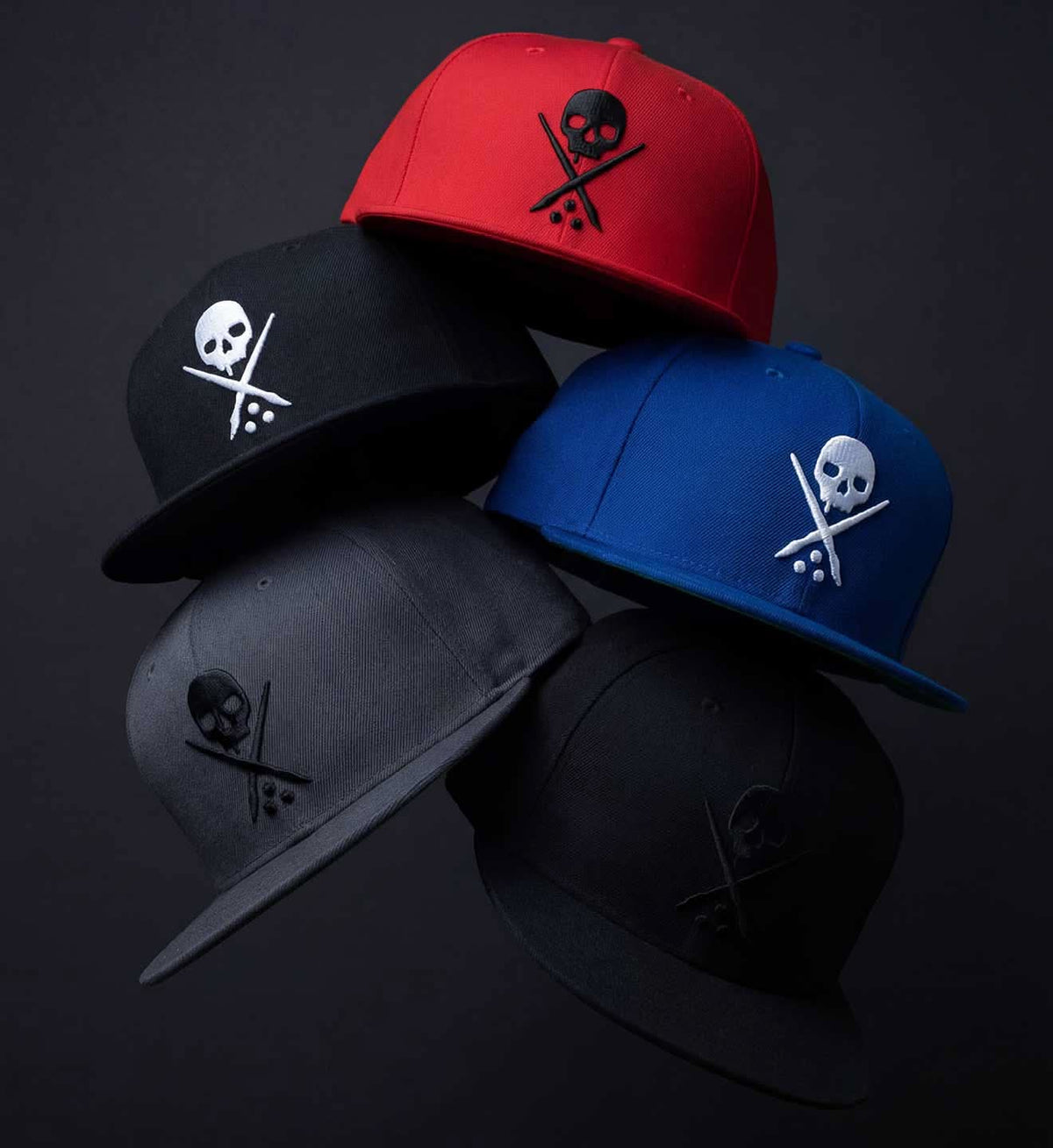 BADGE FITTED HAT BLACK BLACK