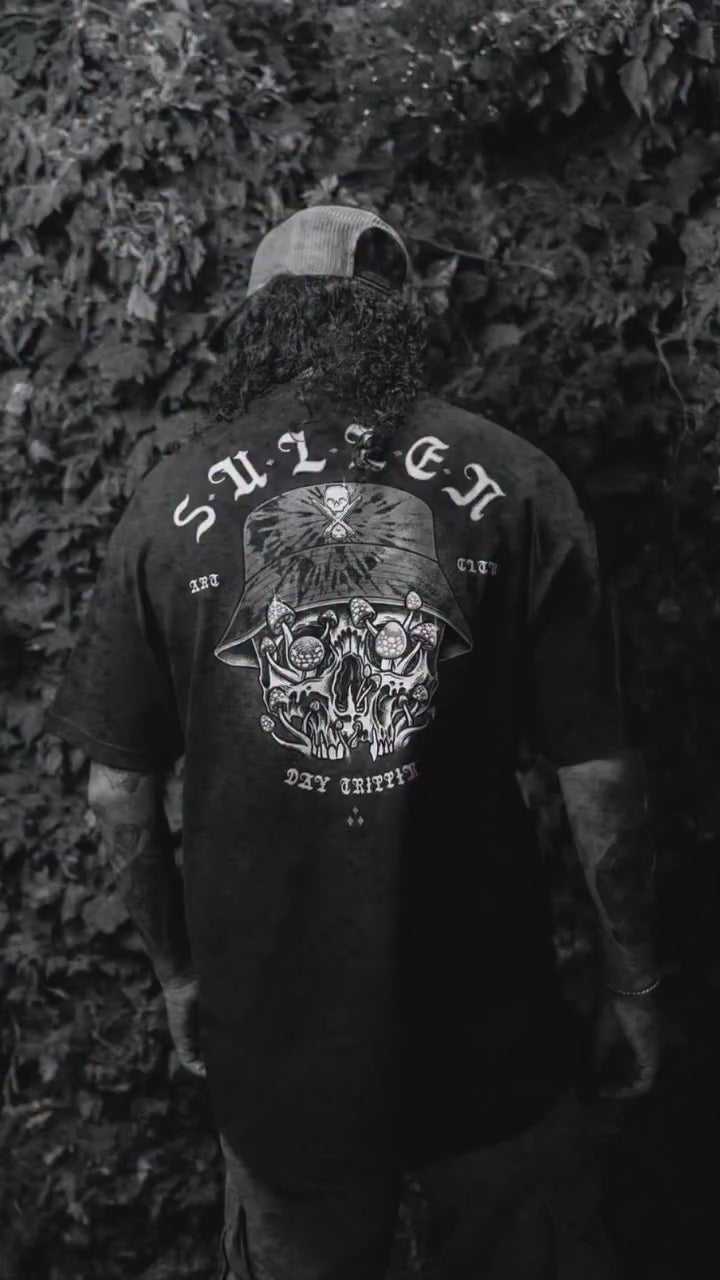 DAY TRIP STANDARD TEE