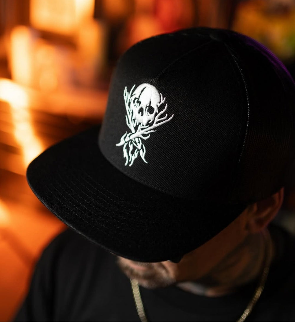 BRUTAL SNAPBACK