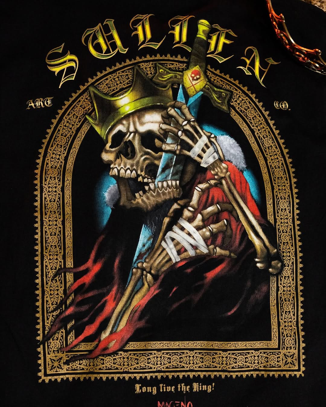 KING MAGENO STANDARD TEE