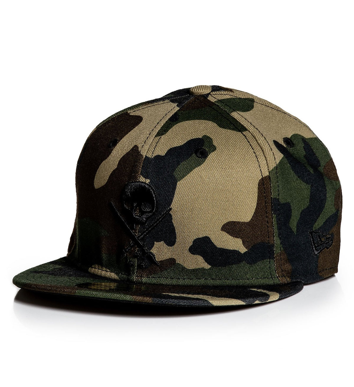 FITTED BADGE STRETCHED CAMO